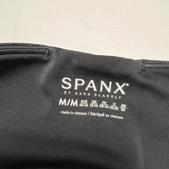 Spanx Metallic Dot Print Active Leggings SIZE M Black Rainbow Yoga Pant 50208R - Picture 3 of 11